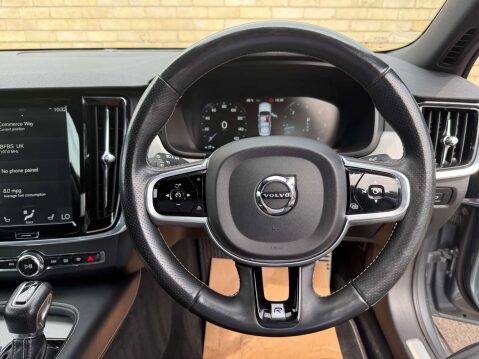 Volvo S90 2.0 S90 R-Design D4 Auto 4dr 43