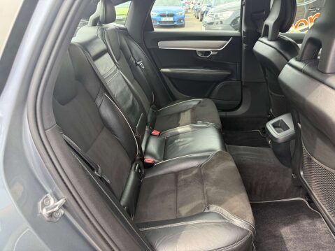 Volvo S90 2.0 S90 R-Design D4 Auto 4dr 29