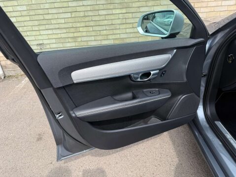 Volvo S90 2.0 S90 R-Design D4 Auto 4dr 57