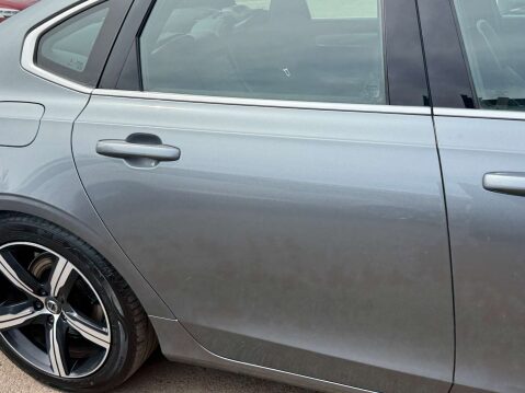 Volvo S90 2.0 S90 R-Design D4 Auto 4dr 71