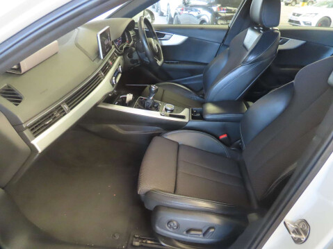 Audi A4 2.0 A4 S Line TDI 5dr 17
