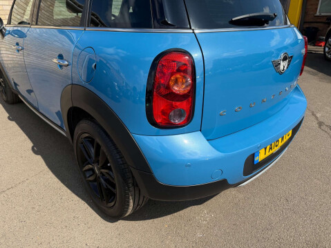 Mini Countryman 1.6 Countryman Cooper D ALL4 4WD 5dr 73