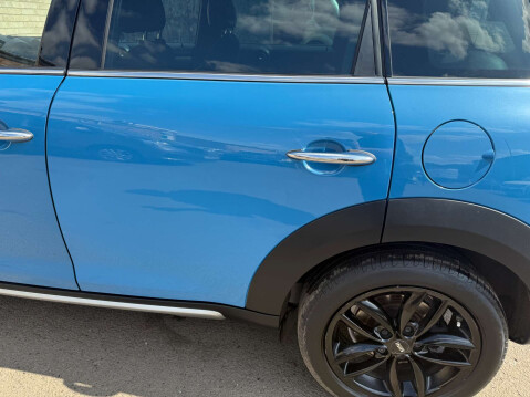 Mini Countryman 1.6 Countryman Cooper D ALL4 4WD 5dr 76