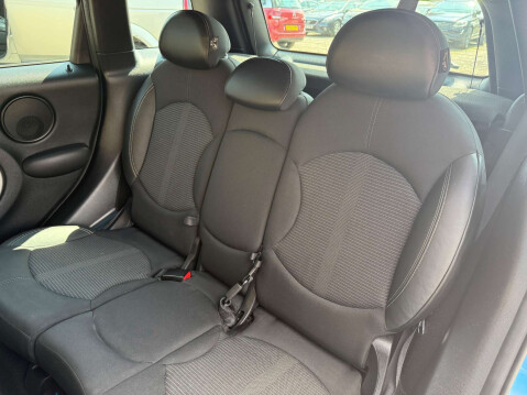 Mini Countryman 1.6 Countryman Cooper D ALL4 4WD 5dr 31
