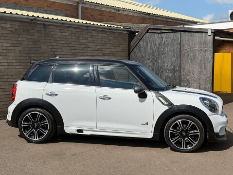 Mini Countryman 1.6 Countryman Cooper S All4 Auto 4WD 5dr 31