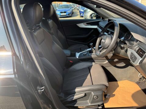 Audi A4 2.0 A4 S Line TDI 4dr 10