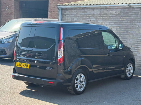 Ford Transit Connect 1.5 Transit Connect 200 Limited TDCi 31
