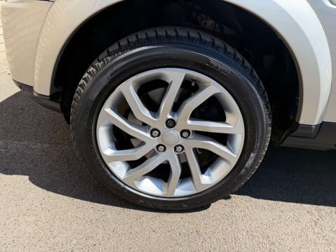 Land Rover Discovery 3.0 Discovery HSE SDV6 Auto 4WD 5dr 101