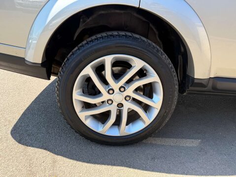Land Rover Discovery 3.0 Discovery HSE SDV6 Auto 4WD 5dr 89