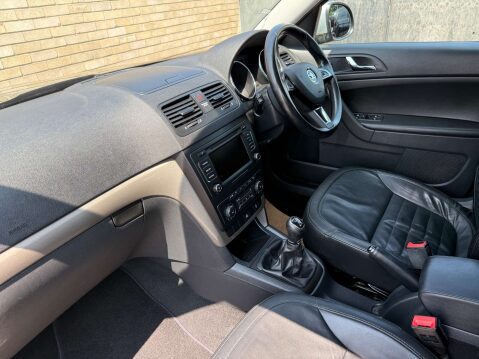 Skoda Yeti 2.0 Yeti Outdoor Elegance TDI CR 4x4 4WD 5dr 3