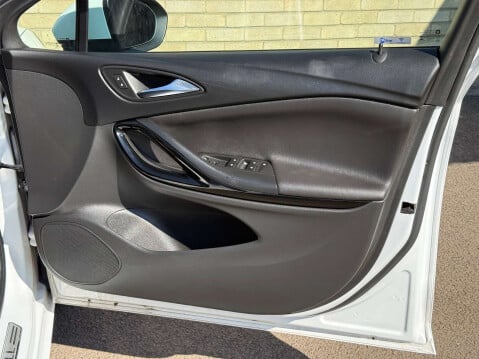 Vauxhall Astra 1.6 Astra Elite CDTi S/S 5dr 45