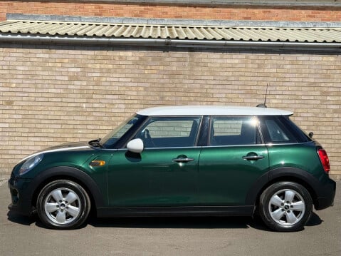 Mini Hatch 1.5 Cooper D 5dr 14