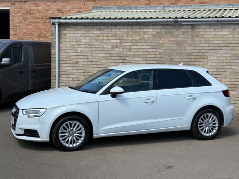 Audi A3 1.6 A3 Sportback SE Technik TDI 5dr 30