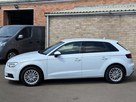 Audi A3 1.6 A3 Sportback SE Technik TDI 5dr 36