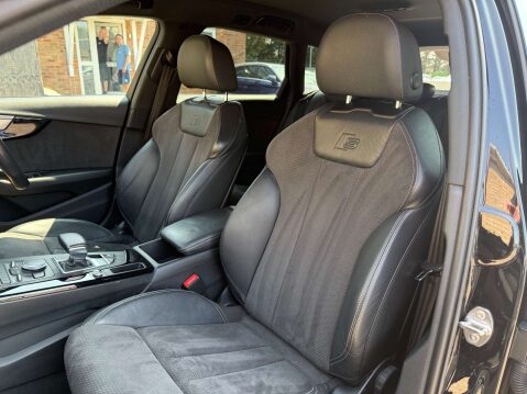 Audi A4 2.0 A4 Black Edition 40 TDI Semi-Auto 5dr 25