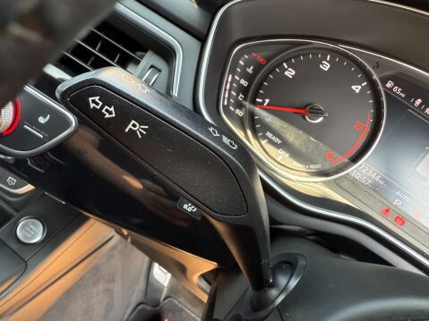 Audi A4 2.0 A4 Black Edition 40 TDI Semi-Auto 5dr 51