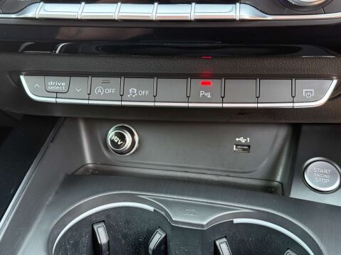 Audi A4 2.0 A4 Black Edition 40 TDI Semi-Auto 5dr 59