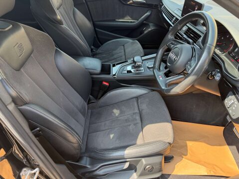 Audi A4 2.0 A4 Black Edition 40 TDI Semi-Auto 5dr 10