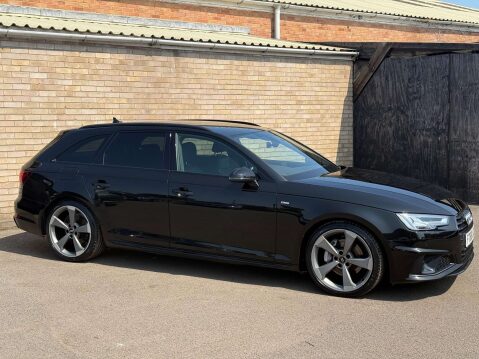 Audi A4 2.0 A4 Black Edition 40 TDI Semi-Auto 5dr 32
