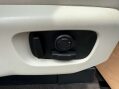 Land Rover Discovery 3.0 Discovery HSE TD6 Auto 4WD 5dr 50