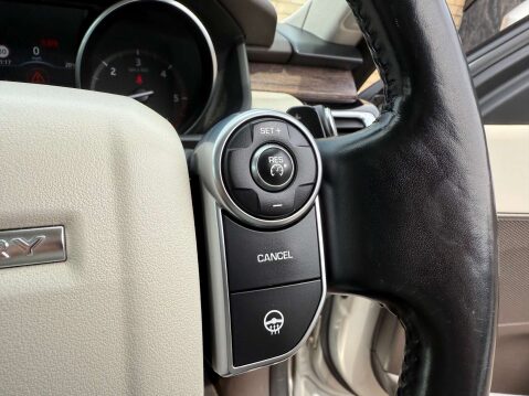 Land Rover Discovery 3.0 Discovery HSE TD6 Auto 4WD 5dr 54