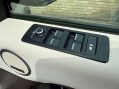 Land Rover Discovery 3.0 Discovery HSE TD6 Auto 4WD 5dr 47