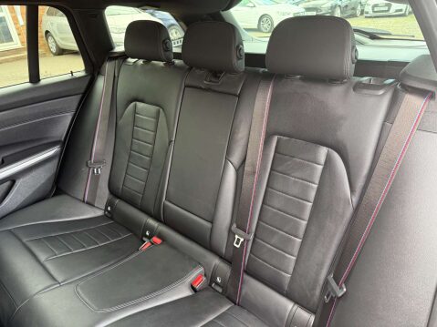 BMW 3 Series 2.0 320d M Sport Auto 5dr 37