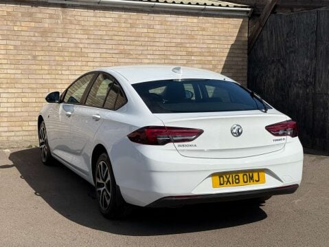 Vauxhall Insignia 1.6 Insignia Design Nav ecoTec TD 5dr 18