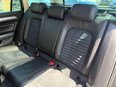 Volkswagen Passat 2.0 Passat GT TDI 5dr 33