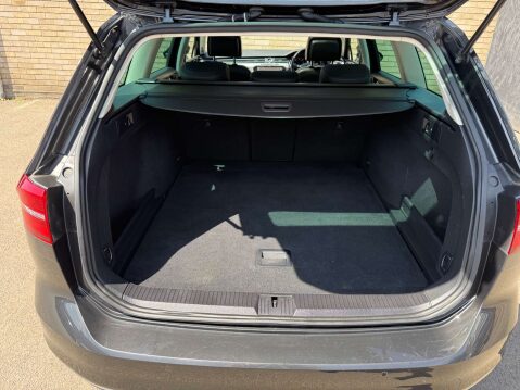 Volkswagen Passat 2.0 Passat GT TDI 5dr 44