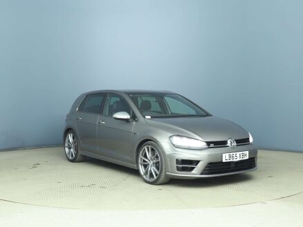 Volkswagen Golf 2.0 Golf R DSG 4WD 5dr