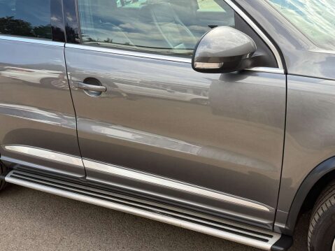 Volkswagen Tiguan 2.0 Tiguan R-Line TDI BlueMotion Technology 4Motion 4WD 5dr 73