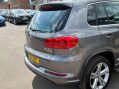 Volkswagen Tiguan 2.0 Tiguan R-Line TDI BlueMotion Technology 4Motion 4WD 5dr 76