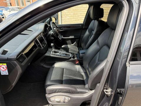 Porsche Macan 3.0 Macan S D Semi-Auto 4WD 5dr 21