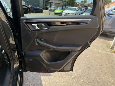 Porsche Macan 3.0 Macan S D Semi-Auto 4WD 5dr 85