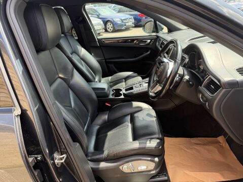 Porsche Macan 3.0 Macan S D Semi-Auto 4WD 5dr 11
