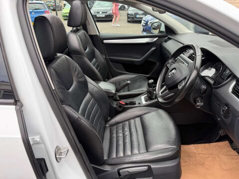 Skoda Octavia 1.6 Octavia SE L TDI 5dr 10