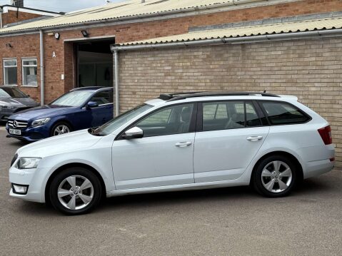 Skoda Octavia 1.6 Octavia SE L TDI 5dr 29