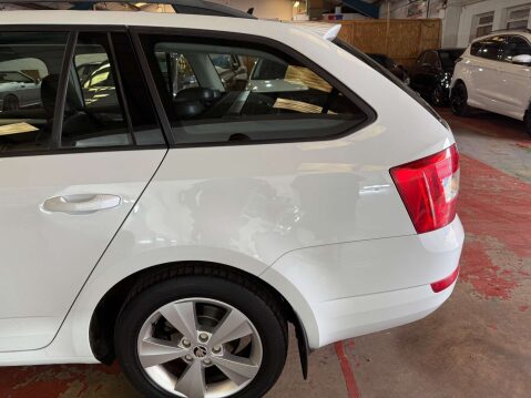 Skoda Octavia 1.6 Octavia SE L TDI 5dr 76