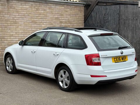 Skoda Octavia 1.6 Octavia SE L TDI 5dr 33