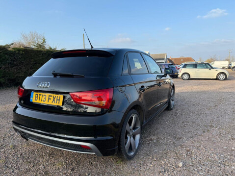 Audi A1 2.0 TDI Black Edition Sportback 5dr Diesel Manual Euro 5 (s/s) (143 ps) 7