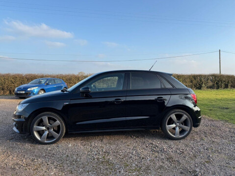 Audi A1 2.0 TDI Black Edition Sportback 5dr Diesel Manual Euro 5 (s/s) (143 ps) 9