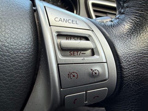 Nissan X-Trail 1.6 dCi n-tec SUV 5dr Diesel Manual Euro 5 (s/s) (130 ps) 21