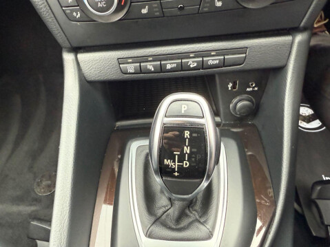 BMW X1 2.0 20d xLine SUV 5dr Diesel Auto xDrive Euro 5 (s/s) (184 ps) 32