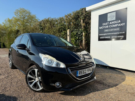 Peugeot 208 1.6 e-HDi Feline Hatchback 5dr Diesel Manual Euro 5 (s/s) (115 ps)