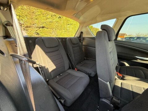 Ford S-Max 2.0 TDCi Titanium MPV 5dr Diesel Powershift Euro 5 (140 ps) 13