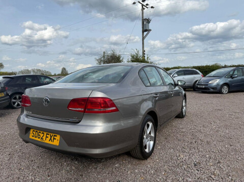 Volkswagen Passat 1.6 TDI BlueMotion Tech S Saloon 4dr Diesel Manual Euro 5 (s/s) (105 ps) ca 5