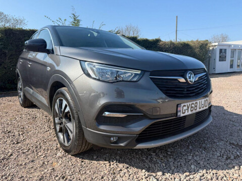Vauxhall Grandland X 1.2 Turbo GPF Sport Nav SUV 5dr Petrol Manual Euro 6 (s/s) (130 ps) 2