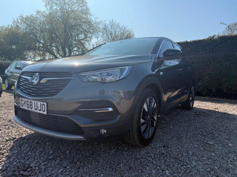 Vauxhall Grandland X 1.2 Turbo GPF Sport Nav SUV 5dr Petrol Manual Euro 6 (s/s) (130 ps) 4