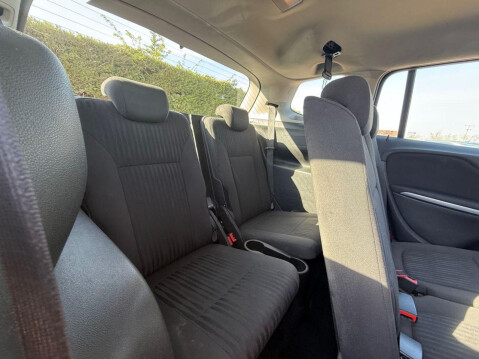Vauxhall Zafira 1.4i Turbo Design MPV 5dr Petrol Manual Euro 6 (140 ps) 16